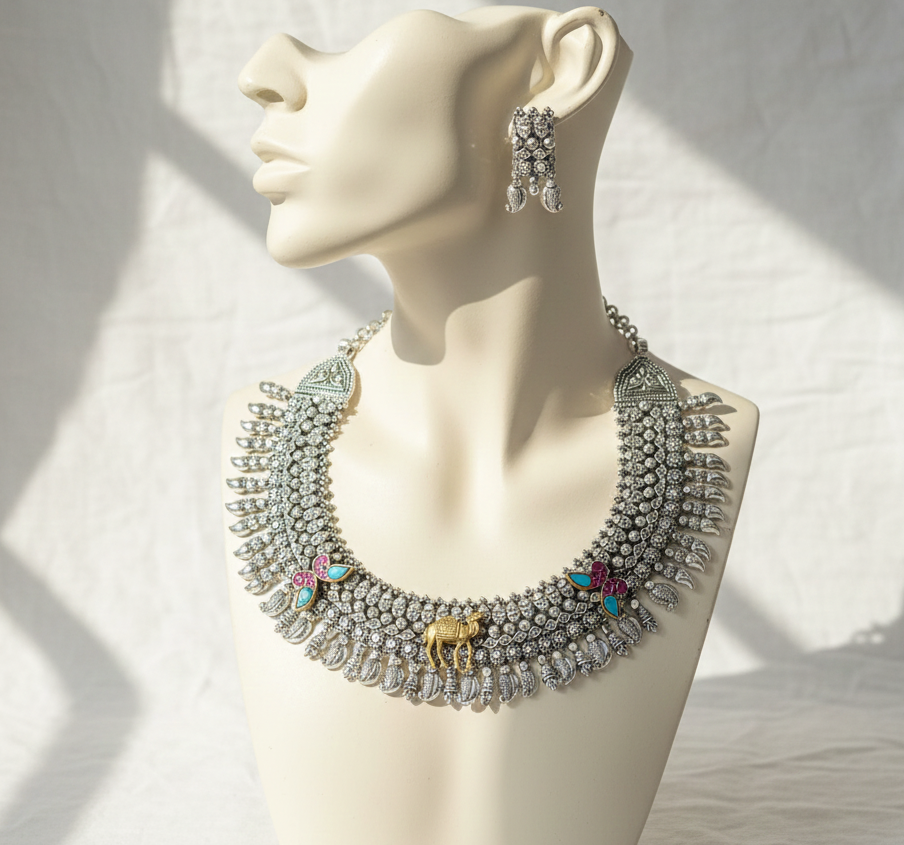 jadau silver neckless