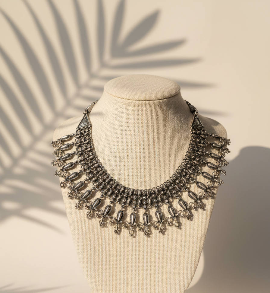 silver bridal neckless