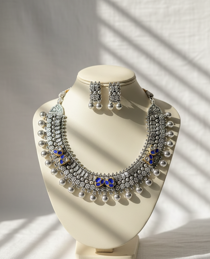 jadau silver neckless